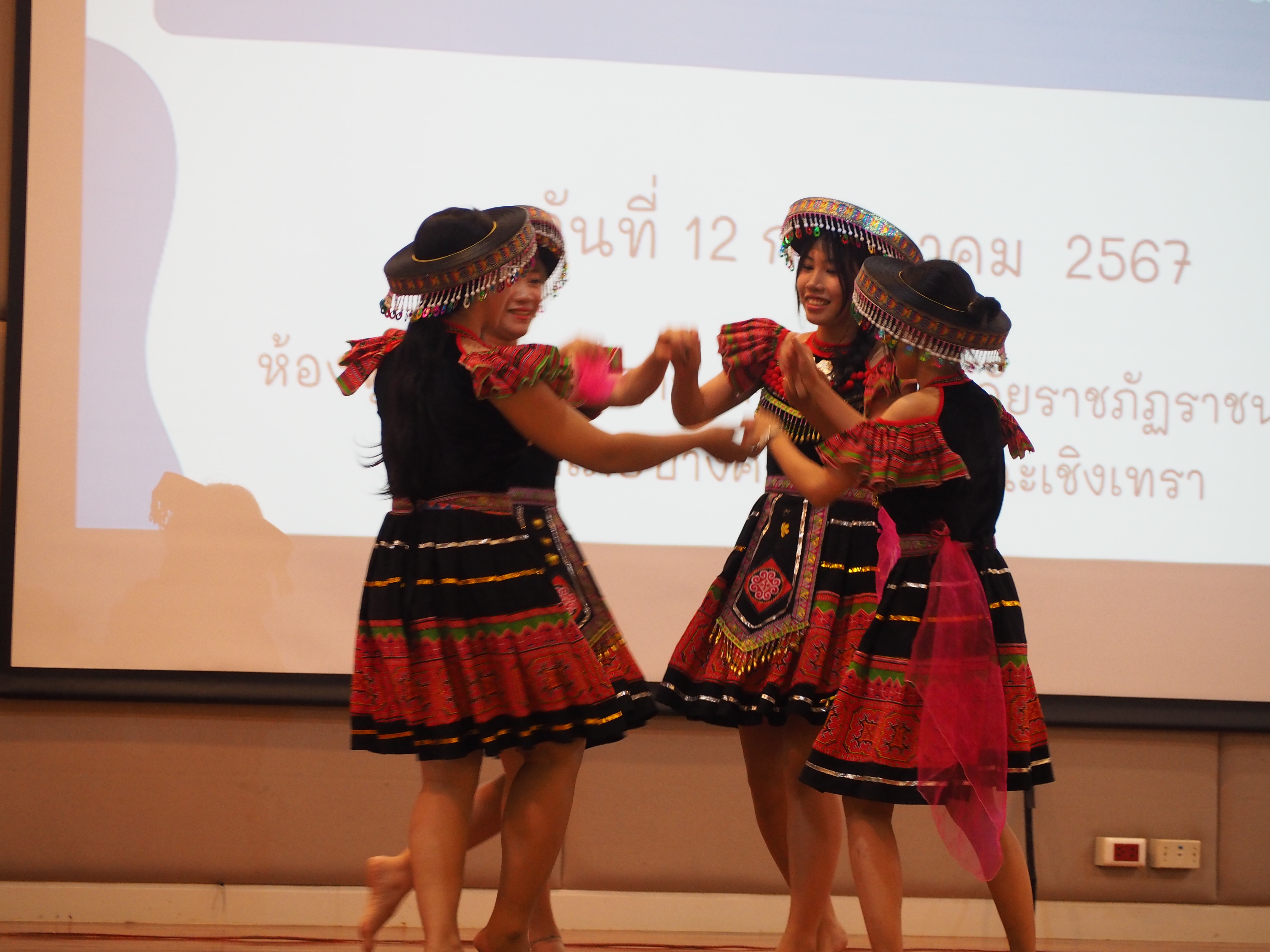 ภาพกิจกรรมค่ายอาเซียน 1