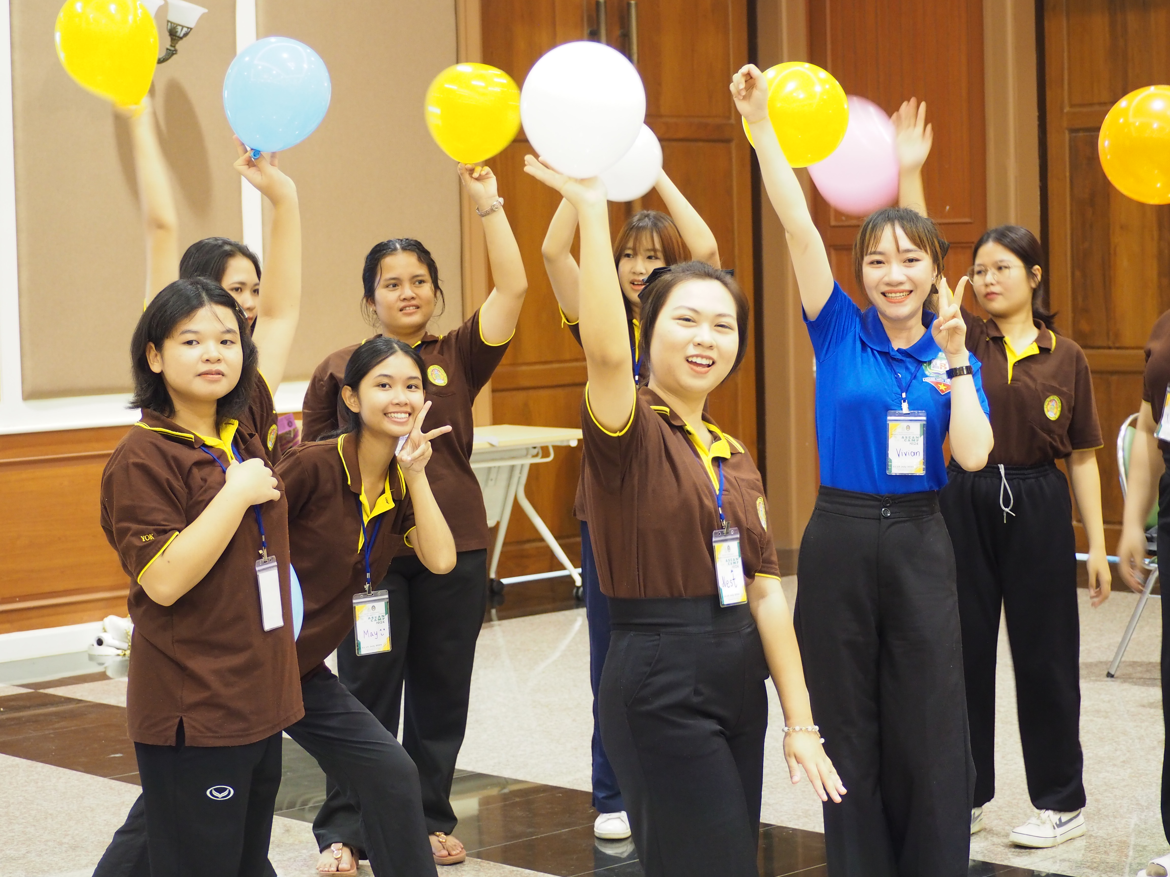 ภาพกิจกรรมค่ายอาเซียน 10